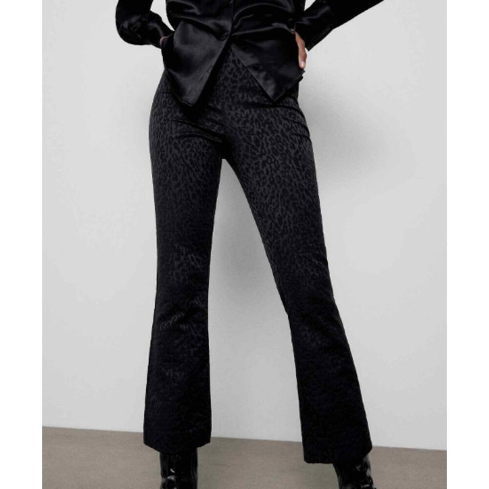 Zara Black Leopard Print Cropped Pants